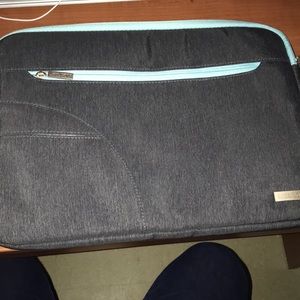 Computer sleeve for 15.4 inch computer or smaller